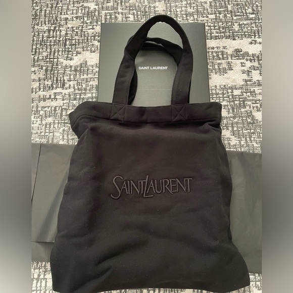 Saint Laurent Totebag in Fleece - Picture 6 of 7